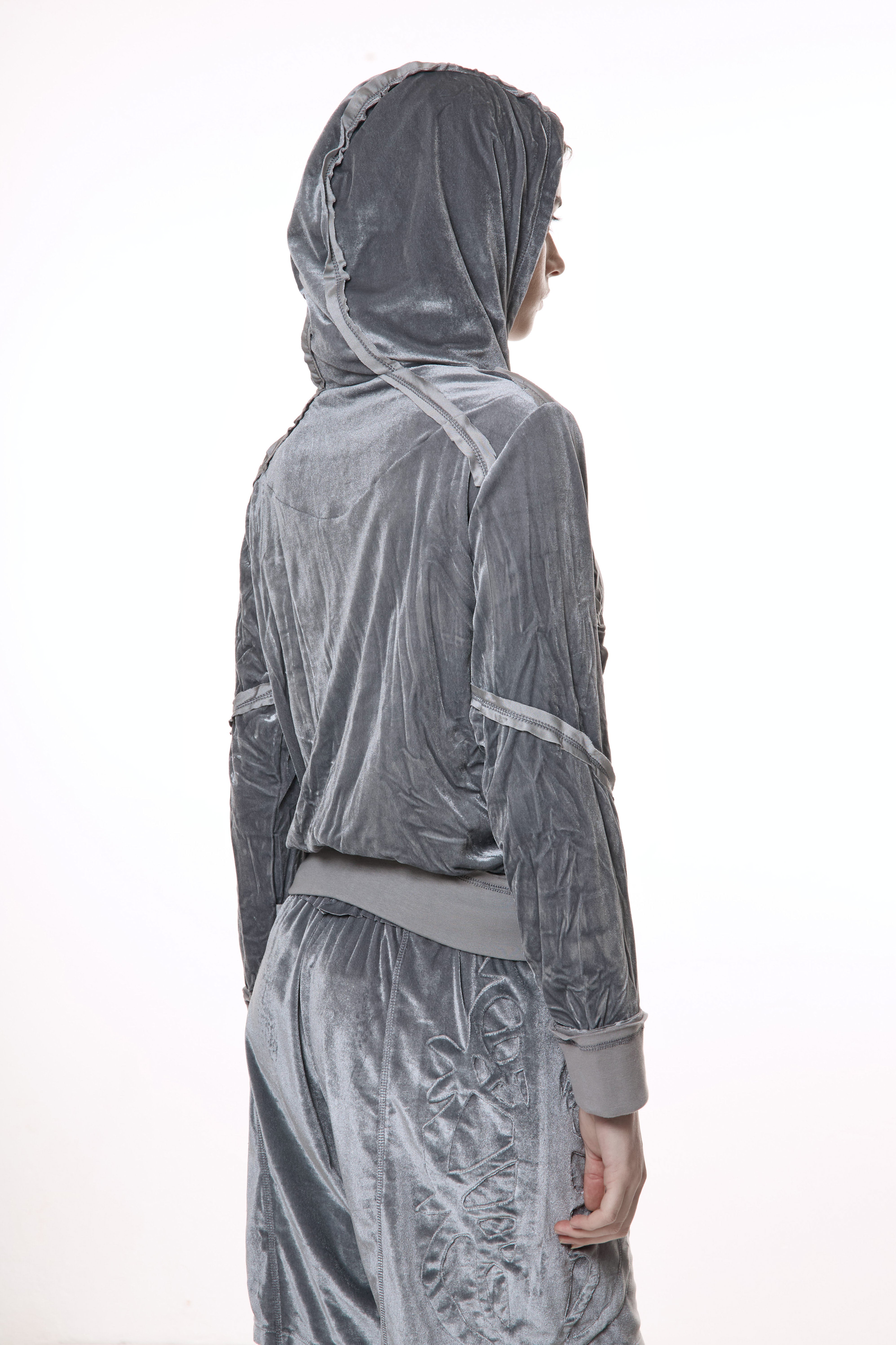 UMBRA SWEATSHIRT