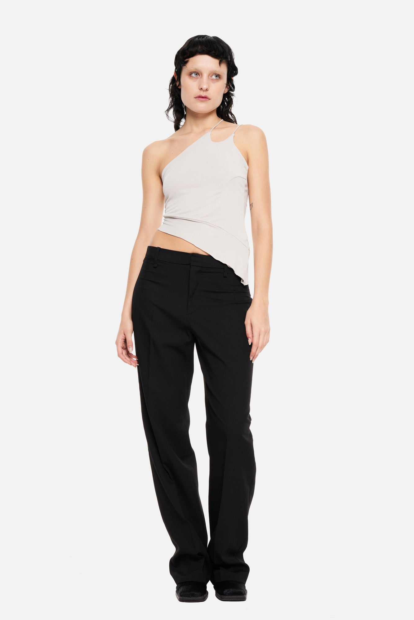 ASYMMETRIC DOVE TOP